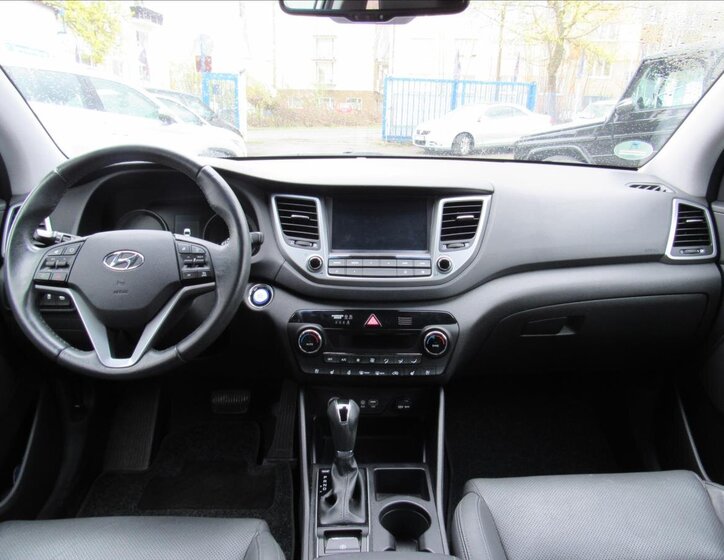 Hyundai Tucson SUV / Terénní 1,6 l 130 kw