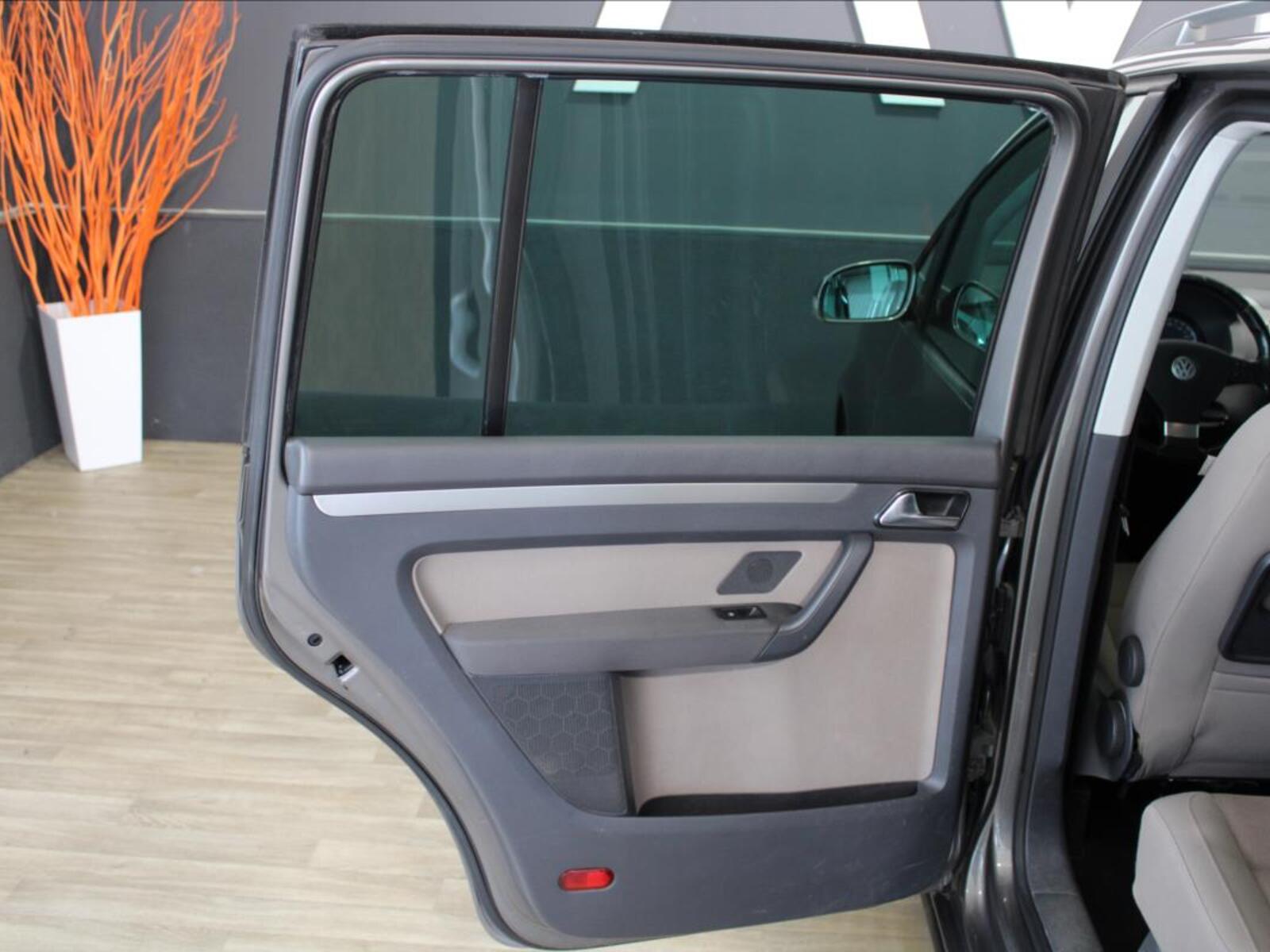 Volkswagen Touran 15