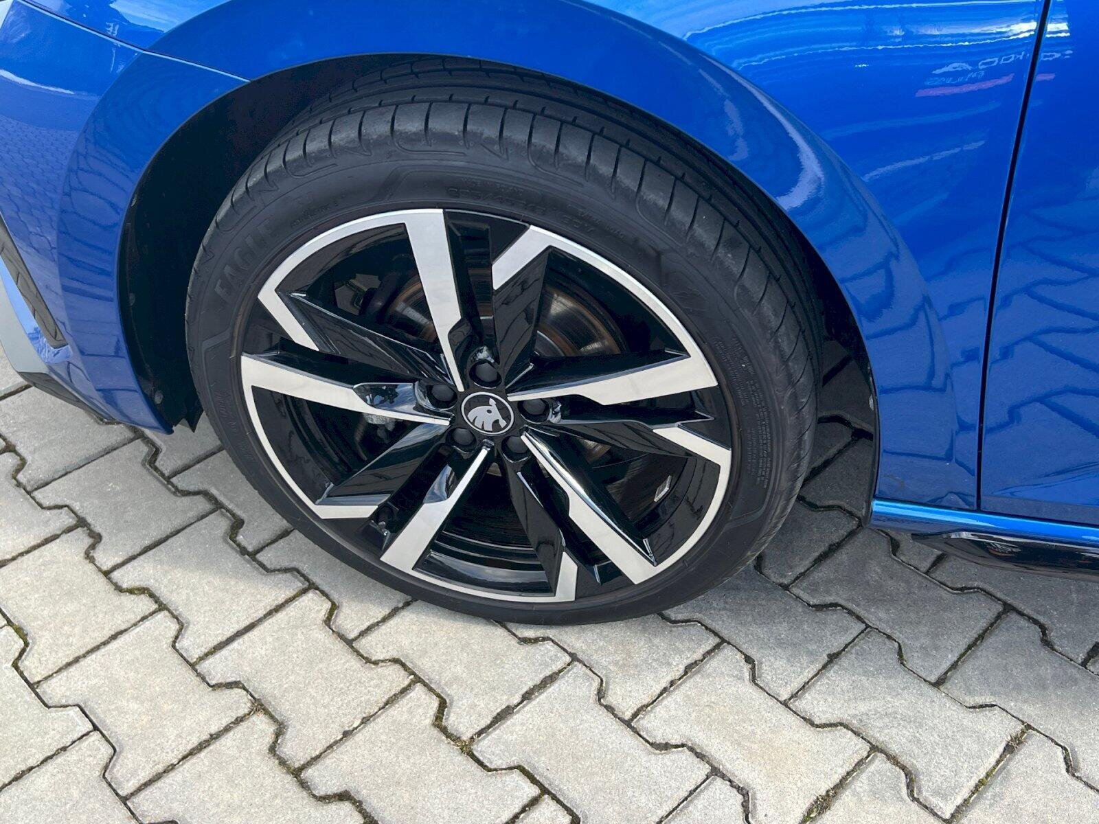 Škoda Scala Hatchback 1,0 l 85 kw