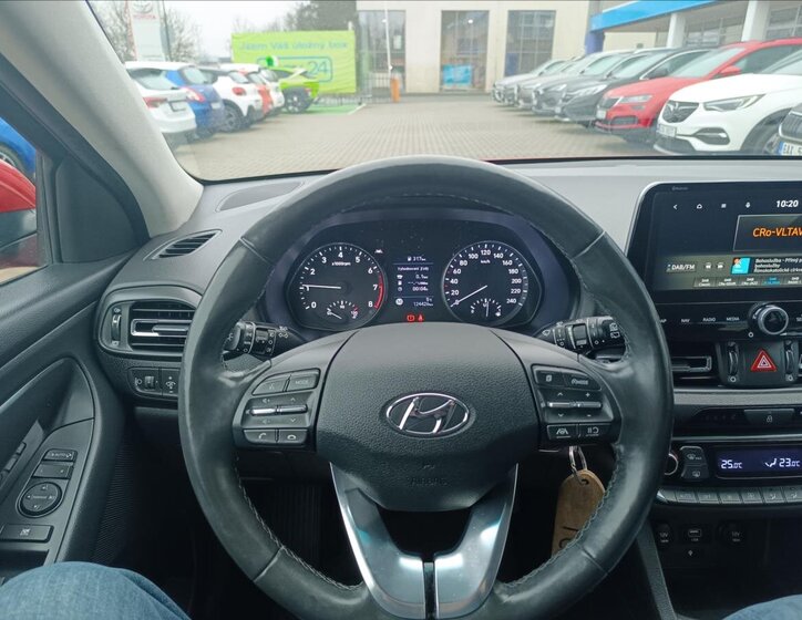 Hyundai i30 Kombi 998,0 88 kw