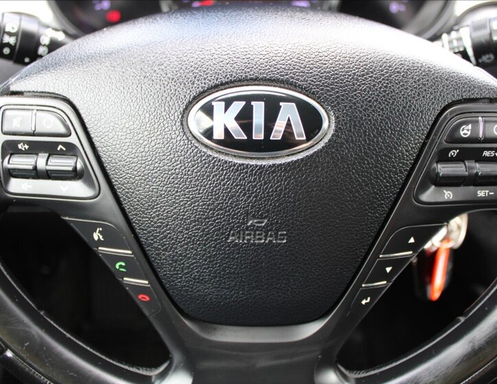 KIA Ceed Hatchback 1,4 l 73 kw