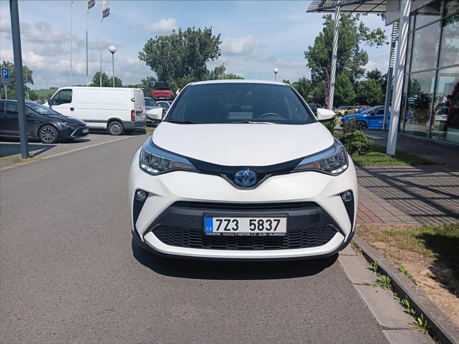 Toyota C-HR 8