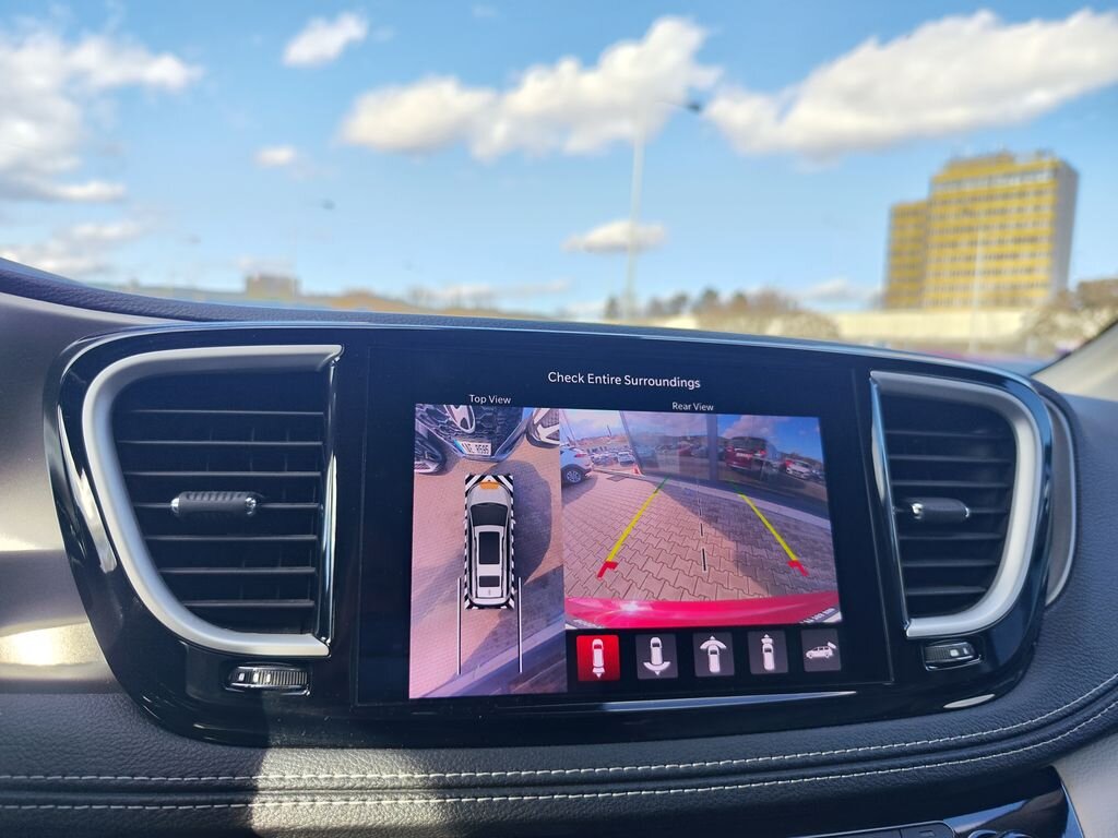 Chrysler Pacifica MPV 3,6 l 214 kw