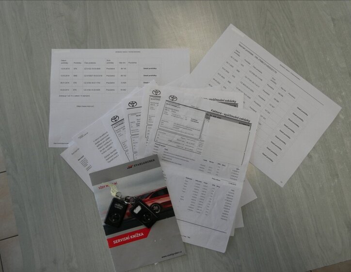 Toyota RAV4 SUV / Terénní 2,2 l 110 kw