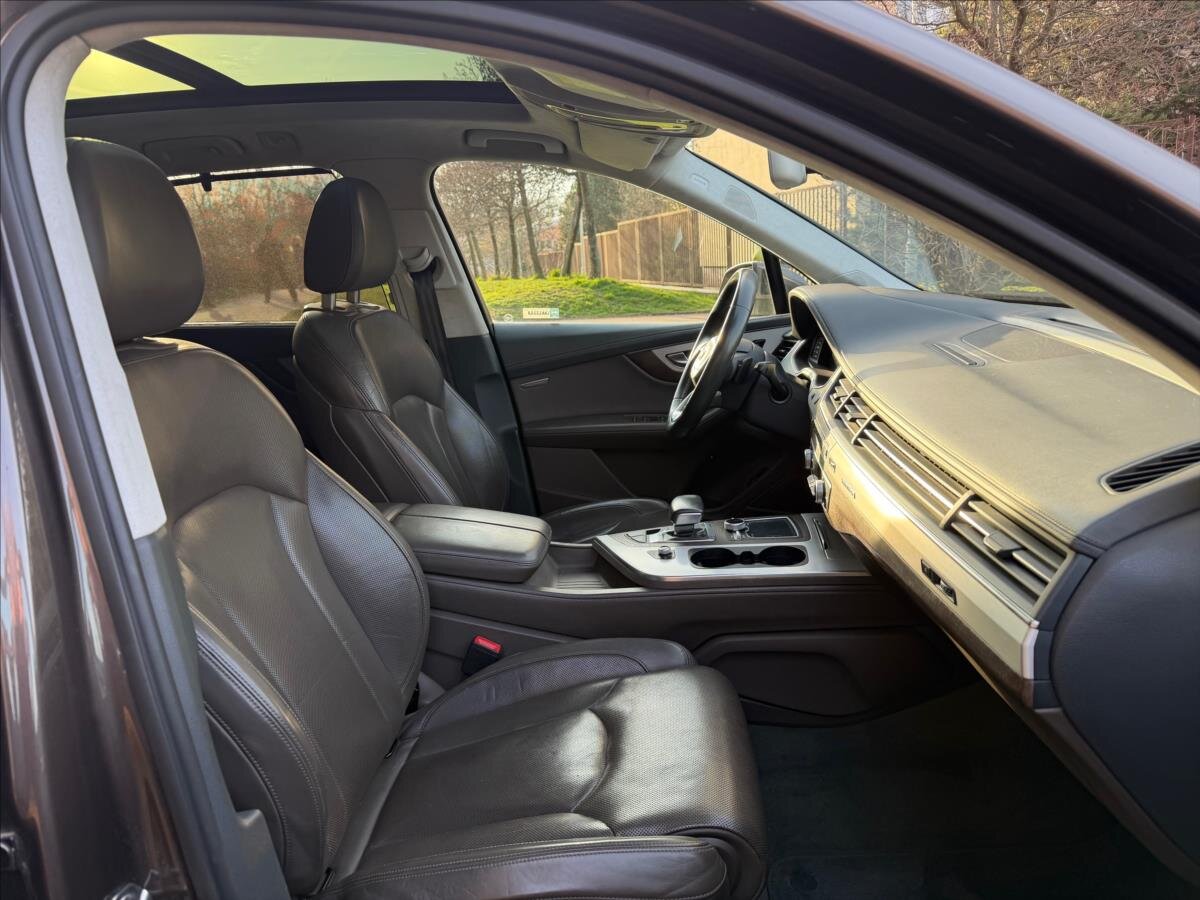 Audi Q7 SUV / Terénní 3,0 l 200 kw