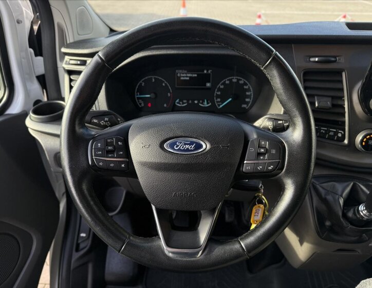 Ford Transit Custom 19