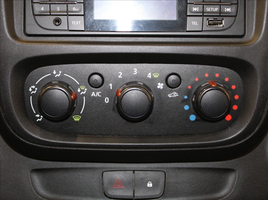 Opel Vivaro Skříň 1,6 l 70 kw