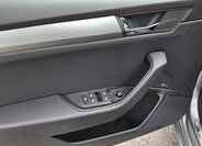 Škoda Superb Sedan / Limuzína 2,0 l 140 kw