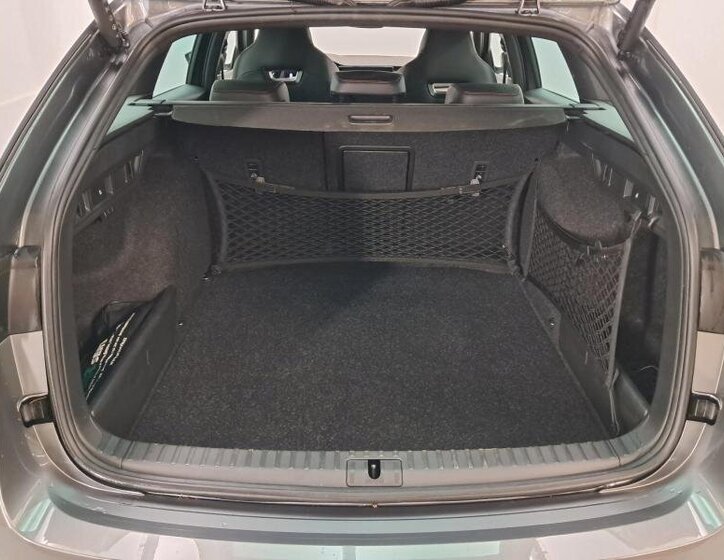 Škoda Octavia Kombi 2,0 l 180 kw