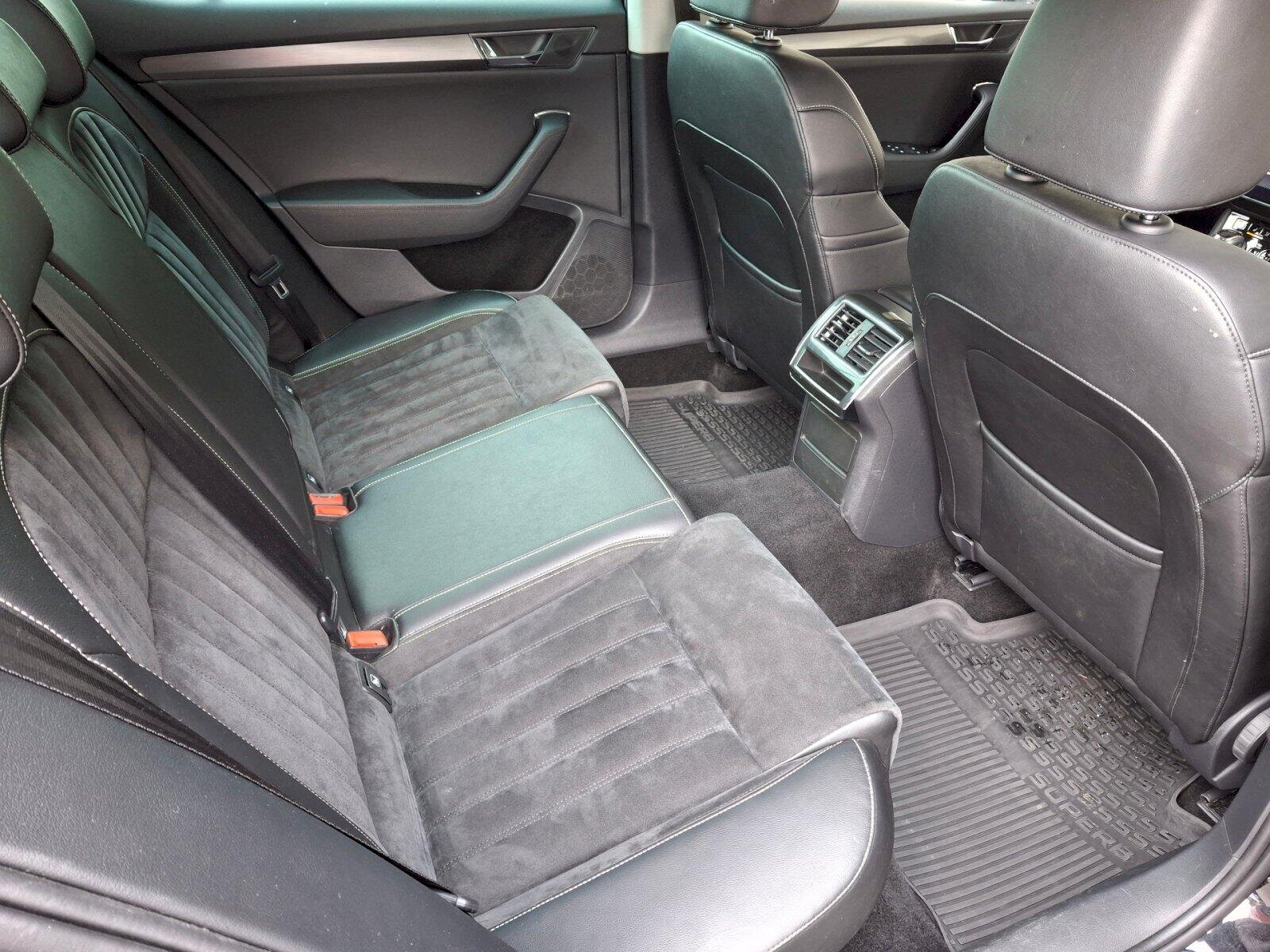 Škoda Superb Sedan / Limuzína 2,0 l 110 kw