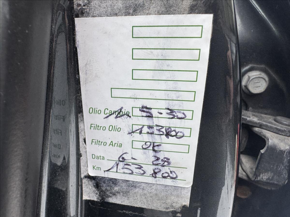 Toyota RAV4 SUV 2,2 l 100 kw