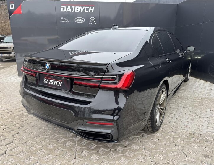 BMW Řada 7 Sedan 3,0 l 250 kw