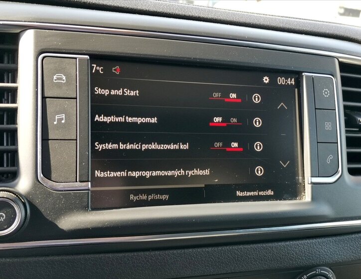 Opel Vivaro Ostatní 2,0 l 110 kw