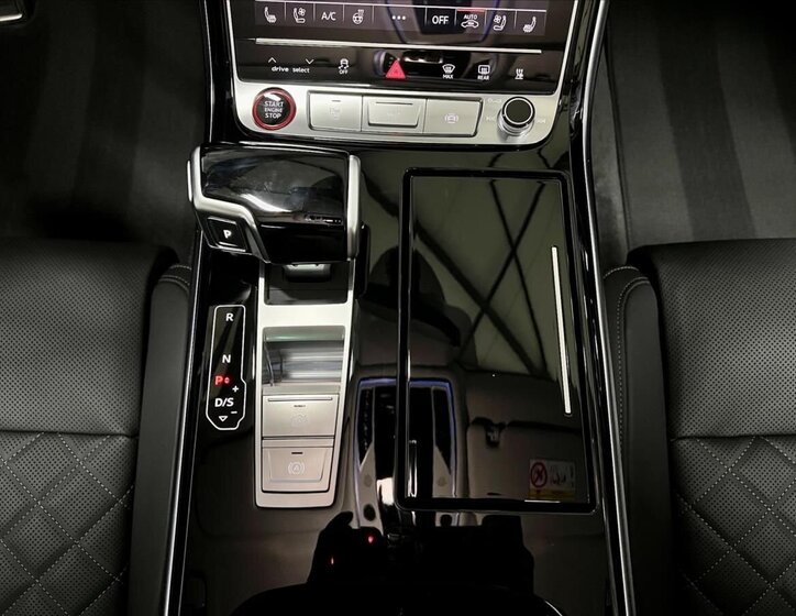 Audi S8 Ostatní 4,0 l 420 kw