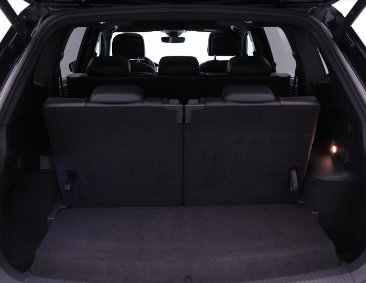 Volkswagen Tiguan Allspace SUV / Terénní 2,0 l 140 kw
