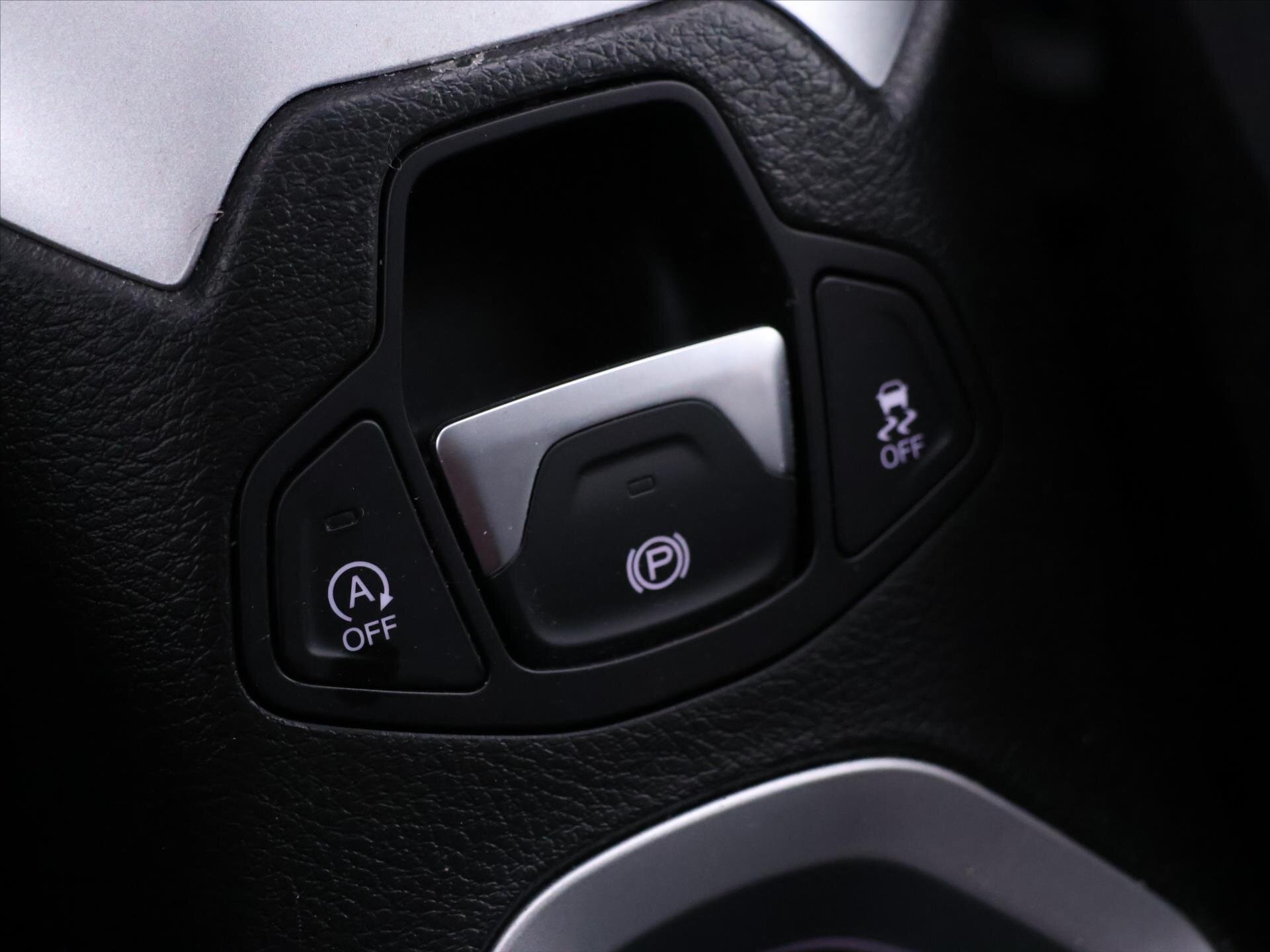 Jeep Renegade SUV 1,4 l 103 kw