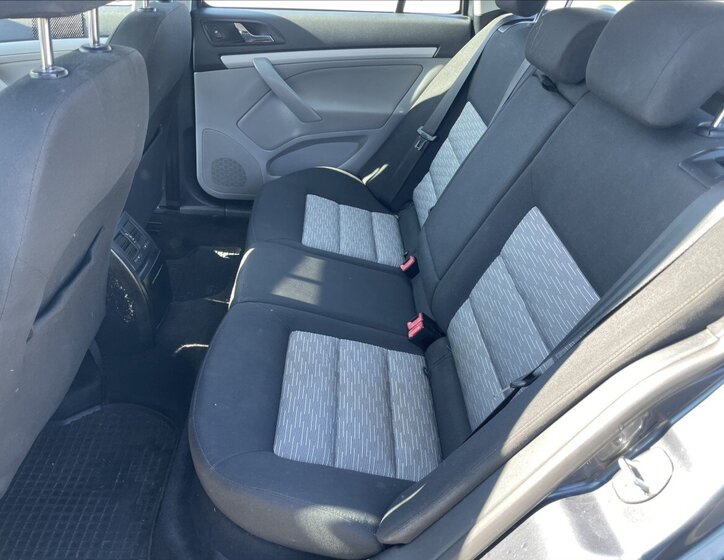 Škoda Octavia Kombi 2,0 l 103 kw