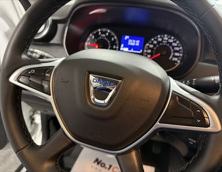 Dacia Duster SUV 999,0 74 kw