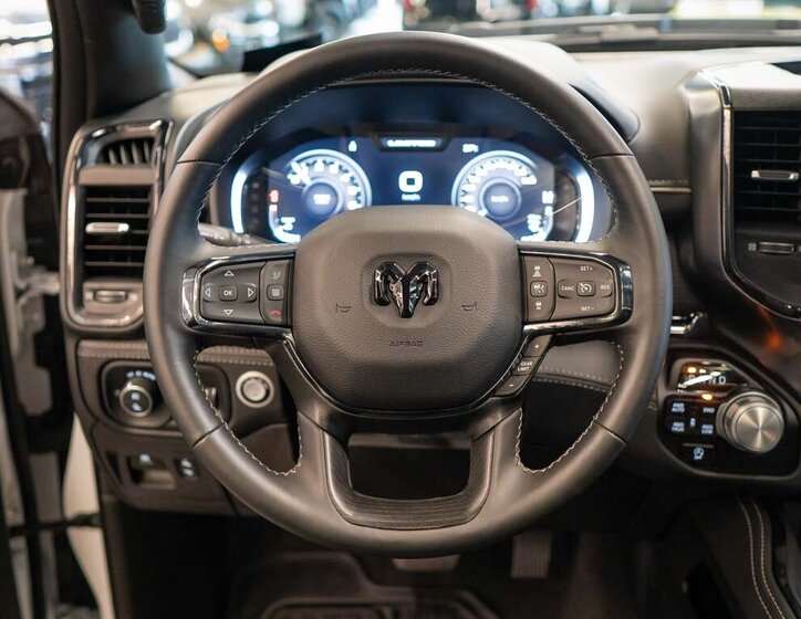 Dodge RAM Pick-up 5,7 l 291 kw
