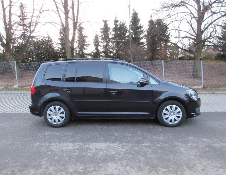 Volkswagen Touran Kombi 1,4 l 103 kw