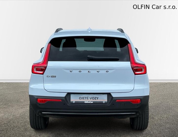 Volvo EX40 Kombi 0,0 175 kw