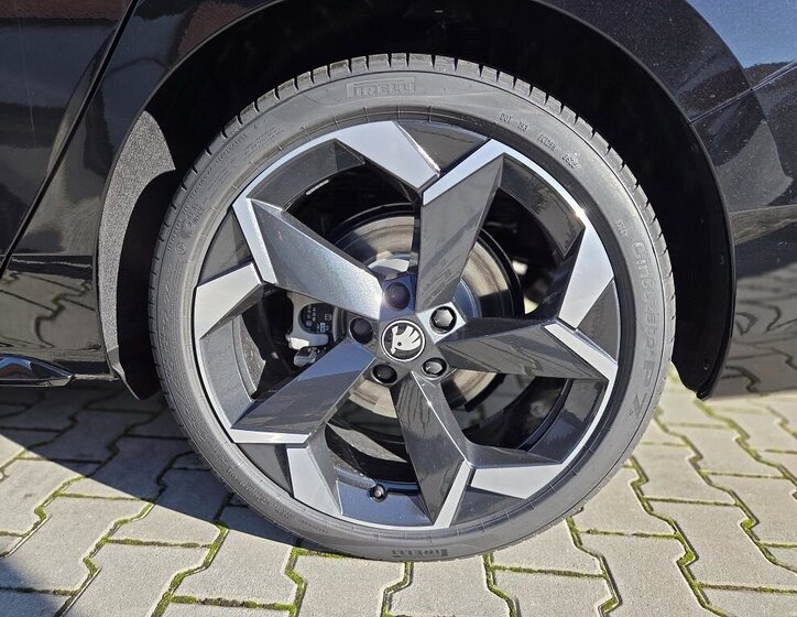 Škoda Superb Kombi 2,0 l 142 kw