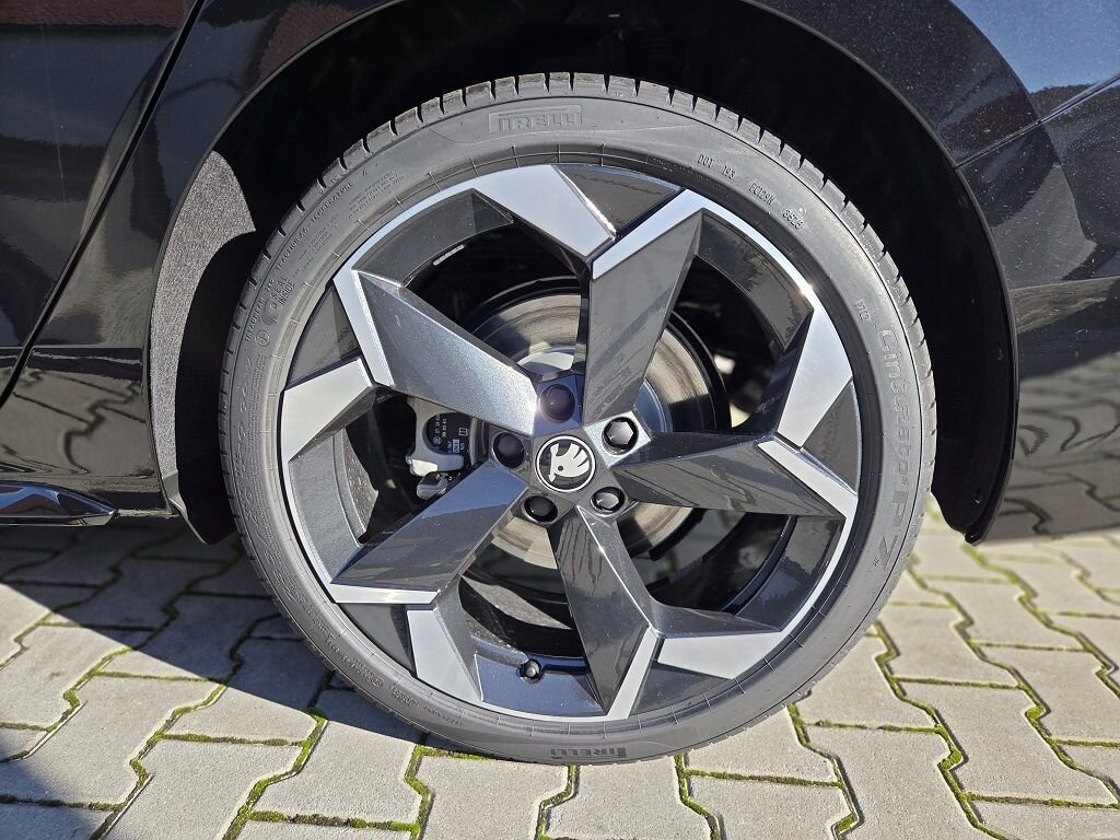 Škoda Superb Kombi 2,0 l 142 kw