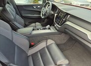 Volvo XC60 SUV / Terénní 2,0 l 145 kw