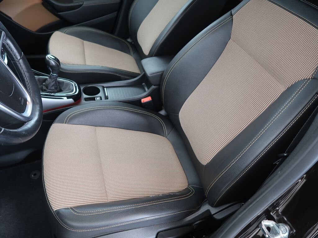 Opel Astra Sedan / Limuzína 1,6 l 100 kw
