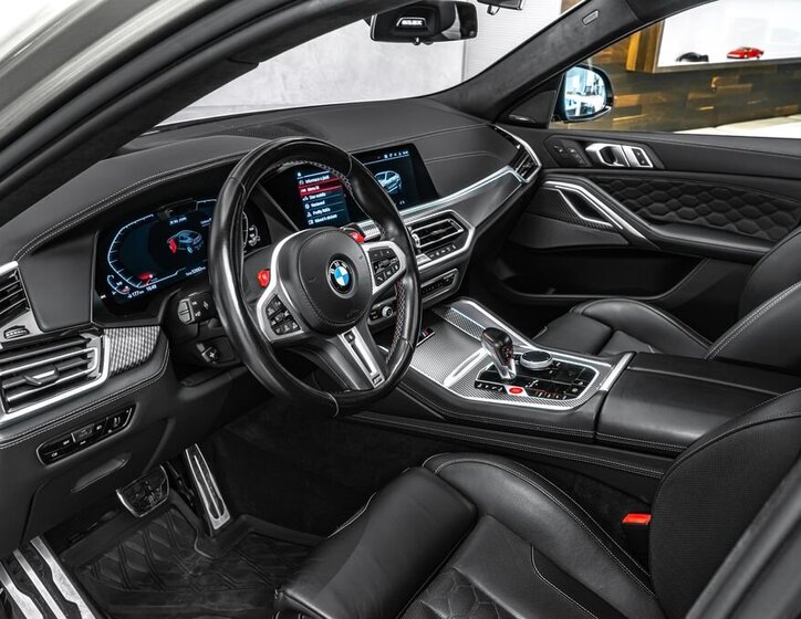 BMW X6 SUV / Terénní 4,4 l 460 kw