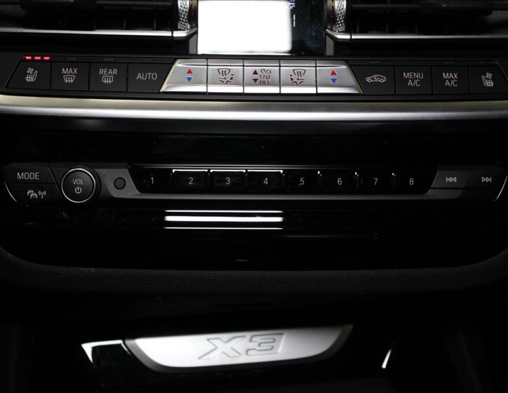 BMW X3 SUV 2,0 l 215 kw