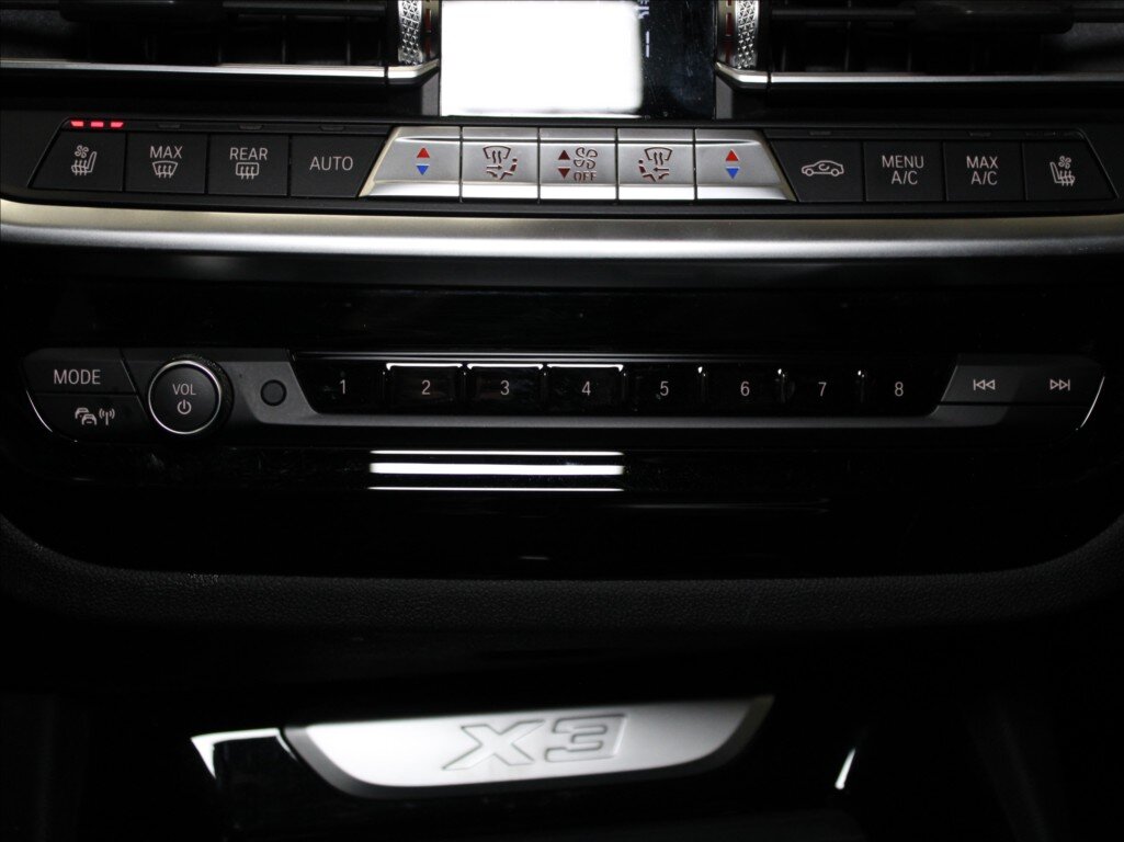 BMW X3 SUV 2,0 l 215 kw