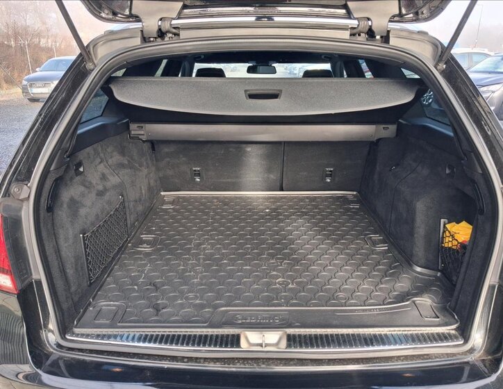 Mercedes-Benz Třídy E 10