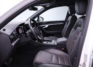 Volkswagen Touareg 56