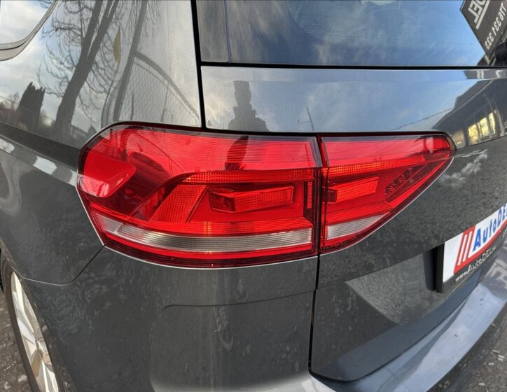Volkswagen Touran MPV 2,0 l 110 kw