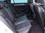 Volkswagen Passat Kombi 2,0 l 206 kw