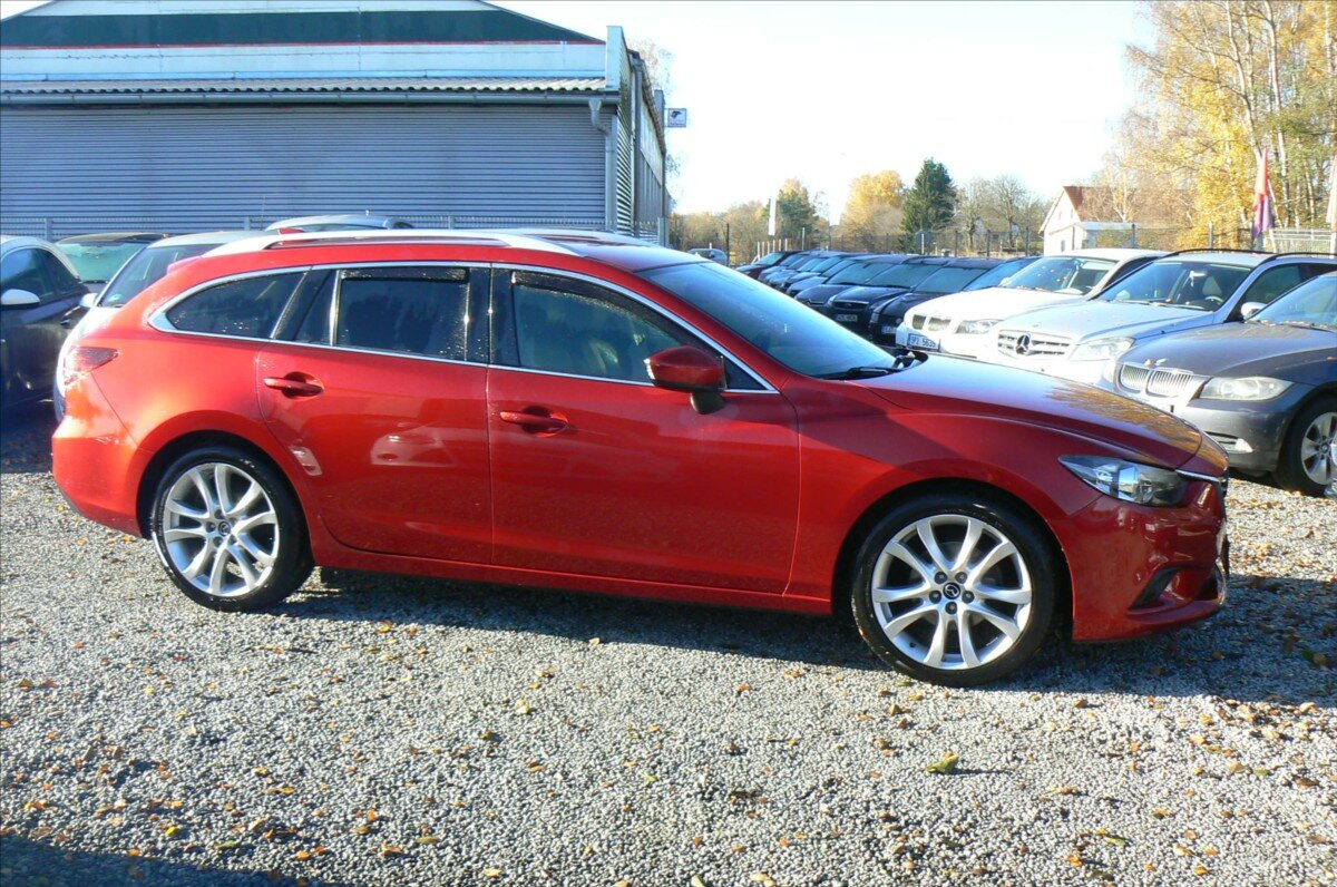 Mazda 6