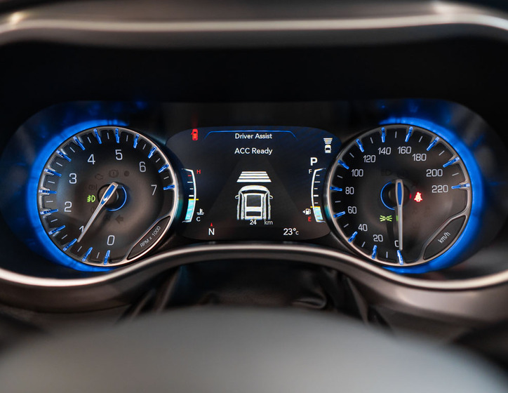 Chrysler Pacifica 24