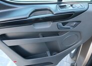 Ford Tourneo Custom 24