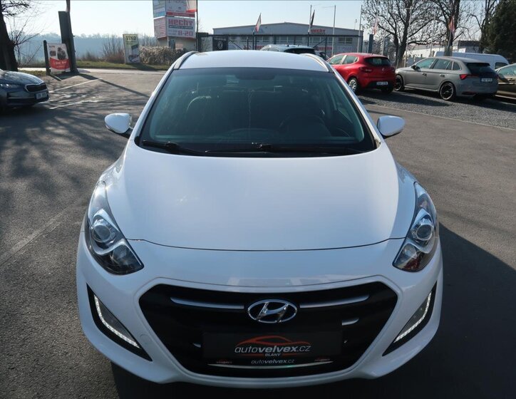 Hyundai i30 Kombi 1,6 l 88 kw