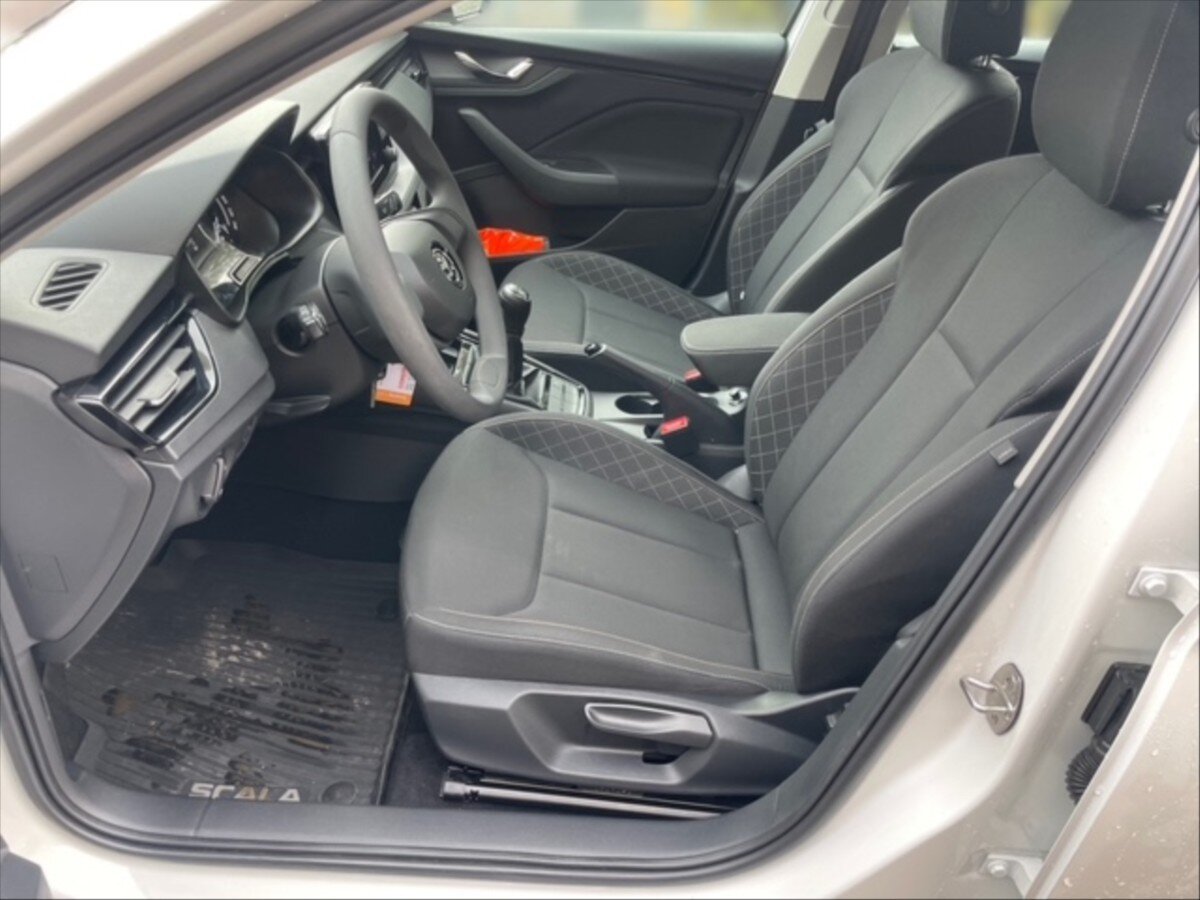 Škoda Scala Hatchback 999,0 70 kw