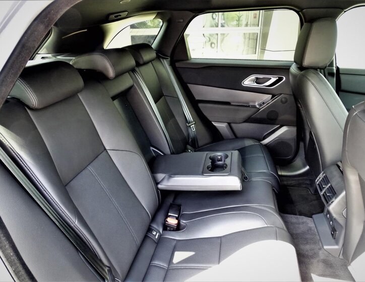 Land Rover Range Rover Velar SUV / Terénní 2,0 l 150 kw