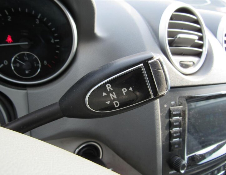 Mercedes-Benz Třídy M SUV / Terénní 3,0 l 165 kw