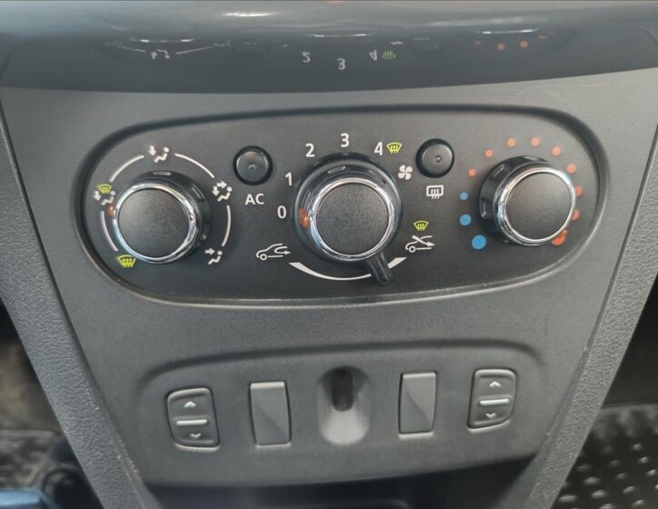 Dacia Logan Kombi 1,1 l 55 kw