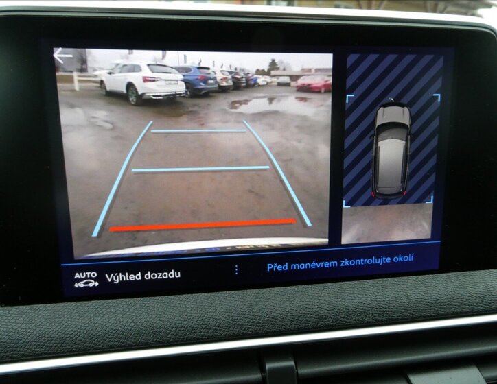 Peugeot 3008 SUV 1,6 l 121 kw