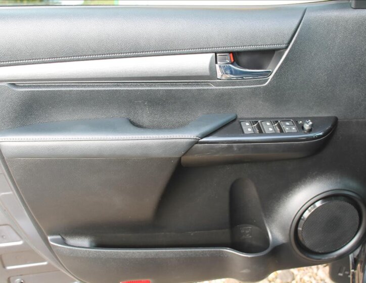 Toyota Hilux Pick-up 2,8 l 150 kw