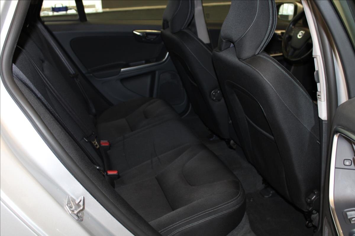 Volvo V60 Kombi 1,6 l 84 kw