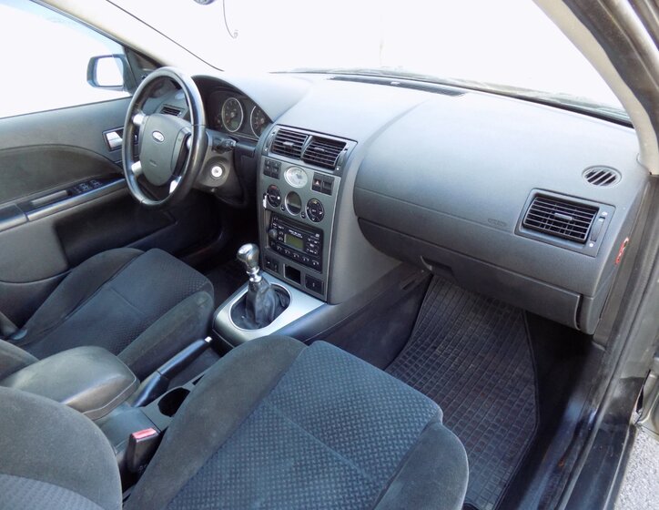 Ford Mondeo Kombi 2,0 l 107 kw