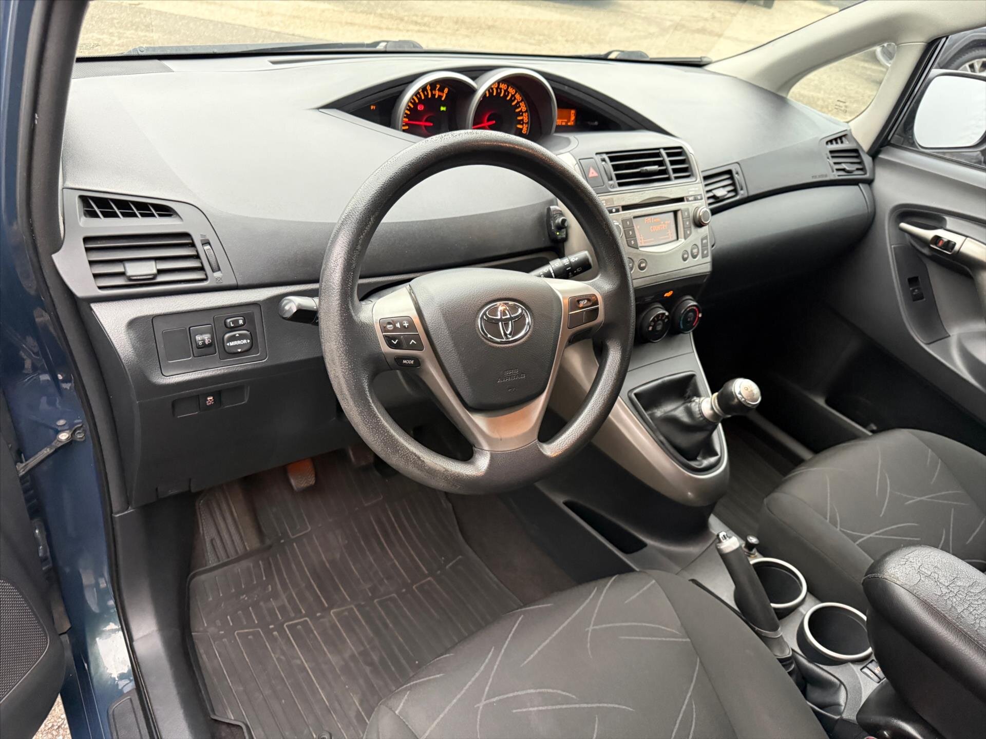 Toyota Verso MPV 1,6 l 97 kw