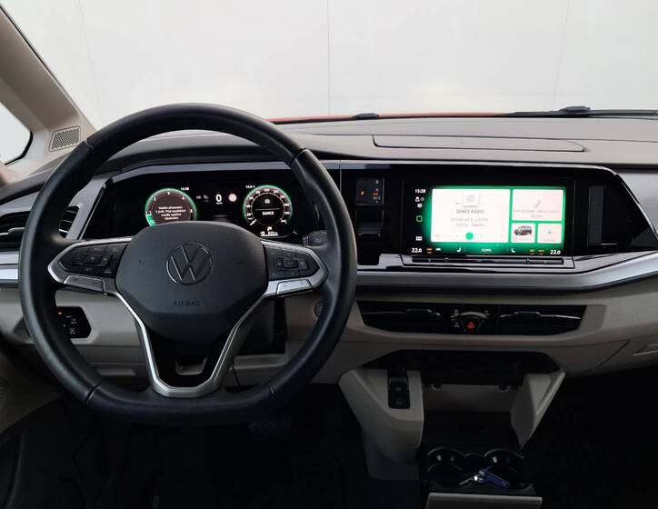 Volkswagen Multivan 5